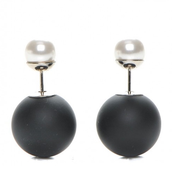 Dior | Tribales Pearl Black Earrings - Picture 9 of 9